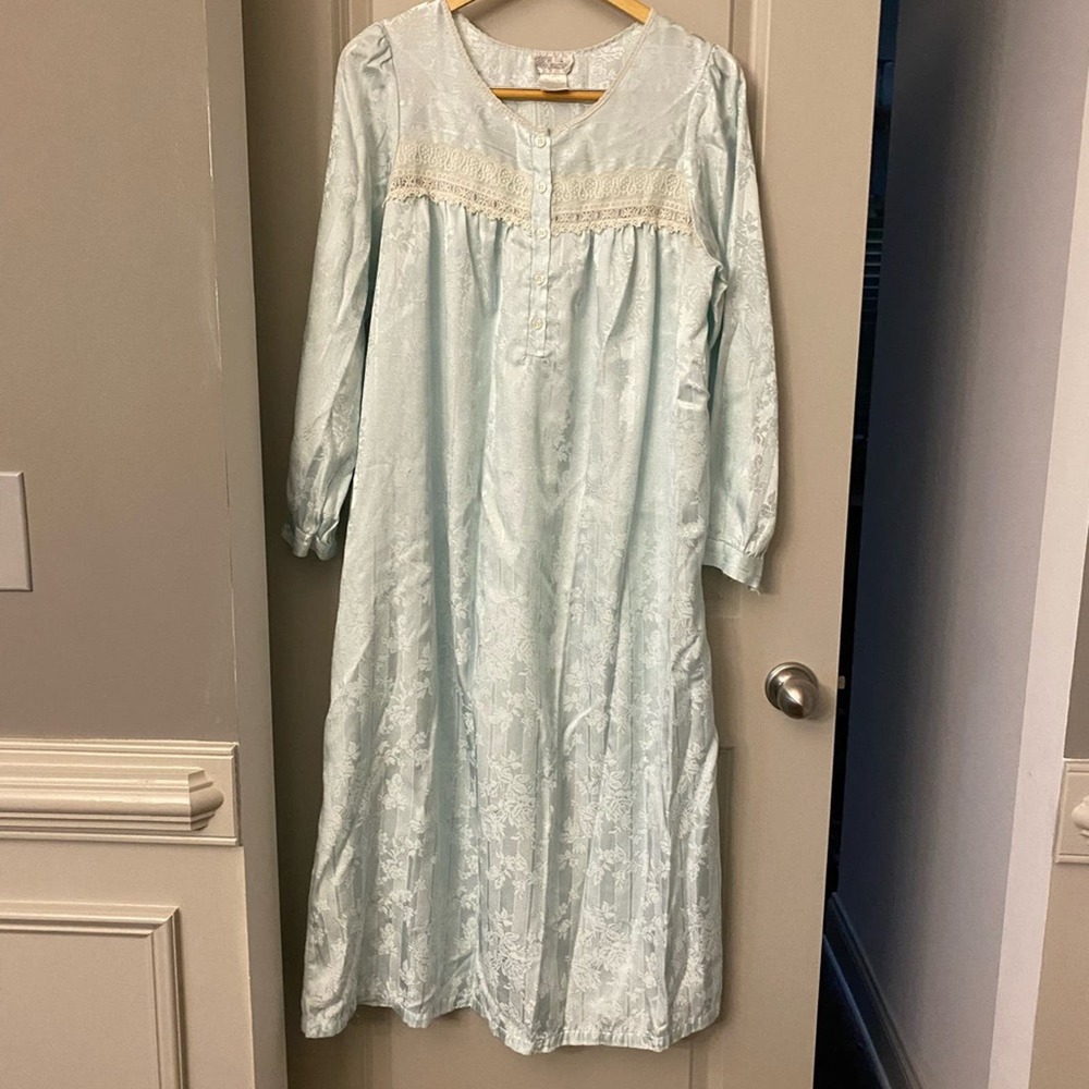 Vintage Character Longsleeve Nightgown Blue Small